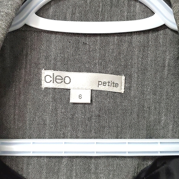 Short sleeve jacket - Picture 4 of 5